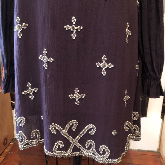 Shell 🐚 Embellished Gauze Dress 💜 - Picture 3 of 8